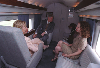 Illustration for article titled Rare Glimpses Inside Marine One